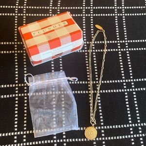 Plunder gold chain necklace with round pendant never worn with box
